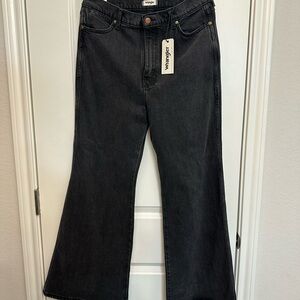 NWT Wrangler wanderer 622 31/30 Black Wash